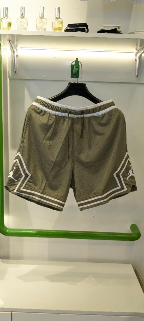 shorts Jordan militaire